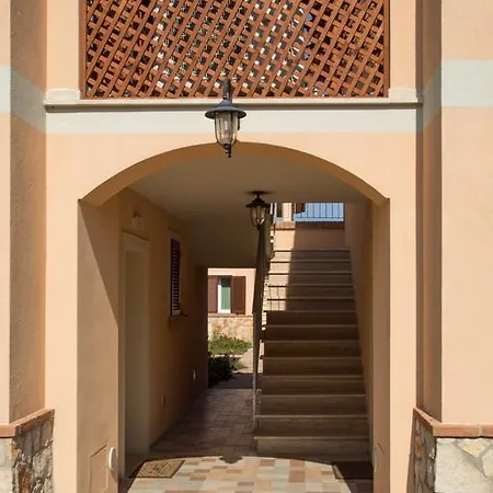 Aparthotel La Residenza Del Golfo 2*