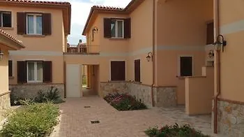 La Residenza Del Golfo Aparthotel 2*