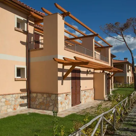Aparthotel La Residenza Del Golfo 2*