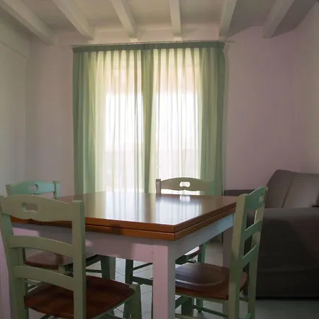 La Residenza Del Golfo Aparthotel 2*